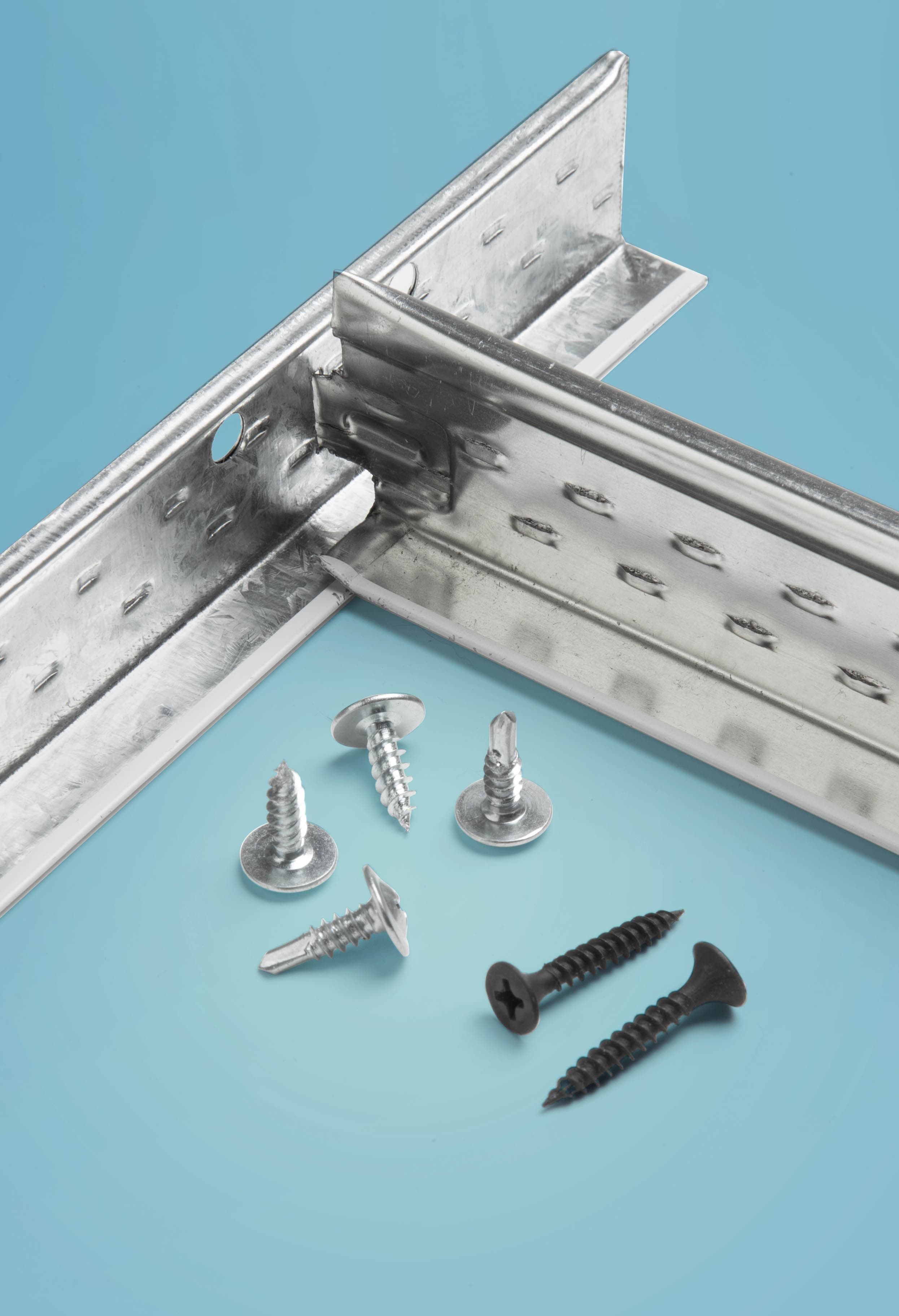 Perfiles y Tornillos